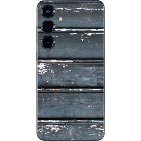 Chipped Blue Wood Galaxy S25 Skin
